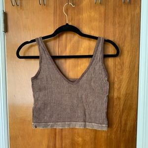 Cropped Medium Tank